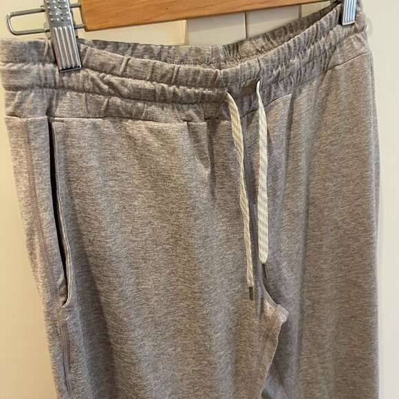 Vuori Performance Jogger, Women's, Pale Heather Gray, Size Small - Picture 2 of 8